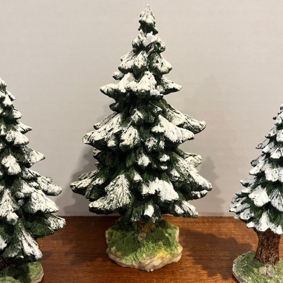 Dept 56 Village "Snowy Scotch Pines" and Extra Snowmen - Picture 5 of 15